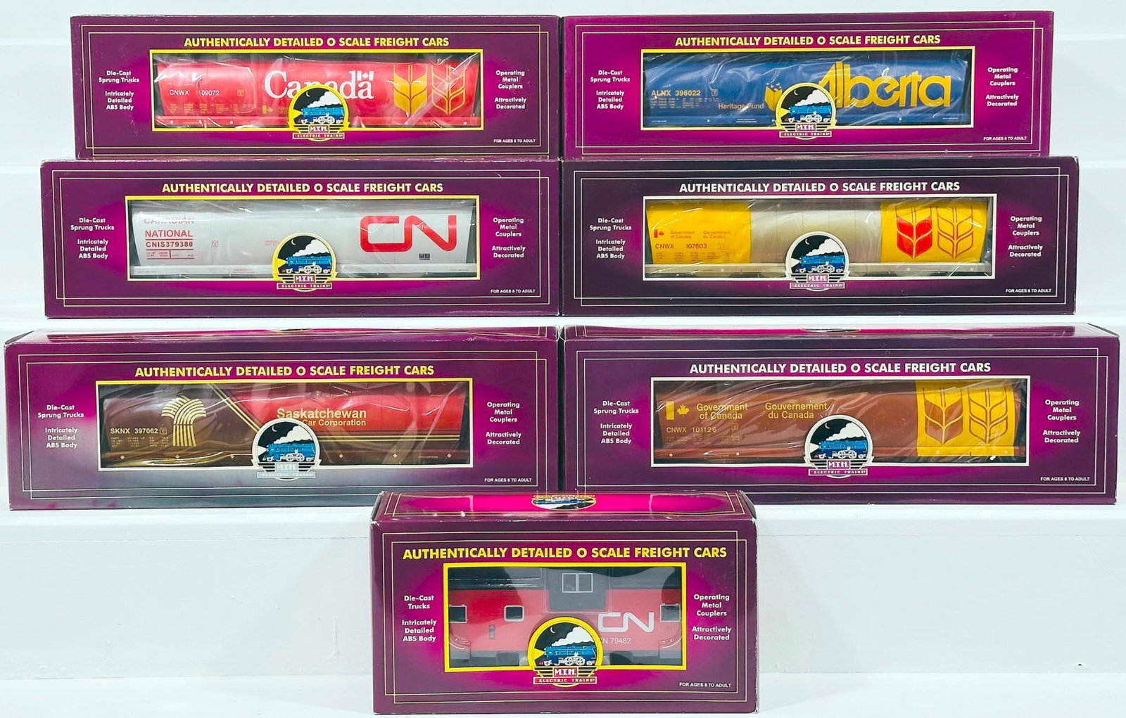 MTH Modern O Gauge Canadian National Extended Vision Caboose/Canadian Wheat 100 Ton Hopper Car X4 (1 of 6)