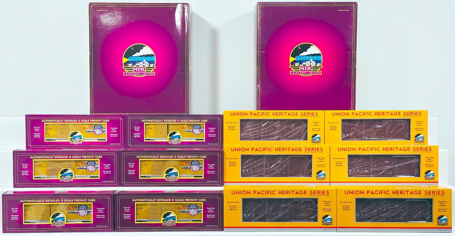 MTH Modern O Gauge Union Pacific Heritage 50 foot Hi-Cube Box 6-Car Set and Union Pacific Box Car: MTH Modern O Gauge Union Pacific Heritage 50 foot Hi - Cube Box 6 - Car Set and Union Pacific 50 foot Double Door Box Car 6 Car Set Boxed, each in C9 and with its original set boxes and interior boxes
