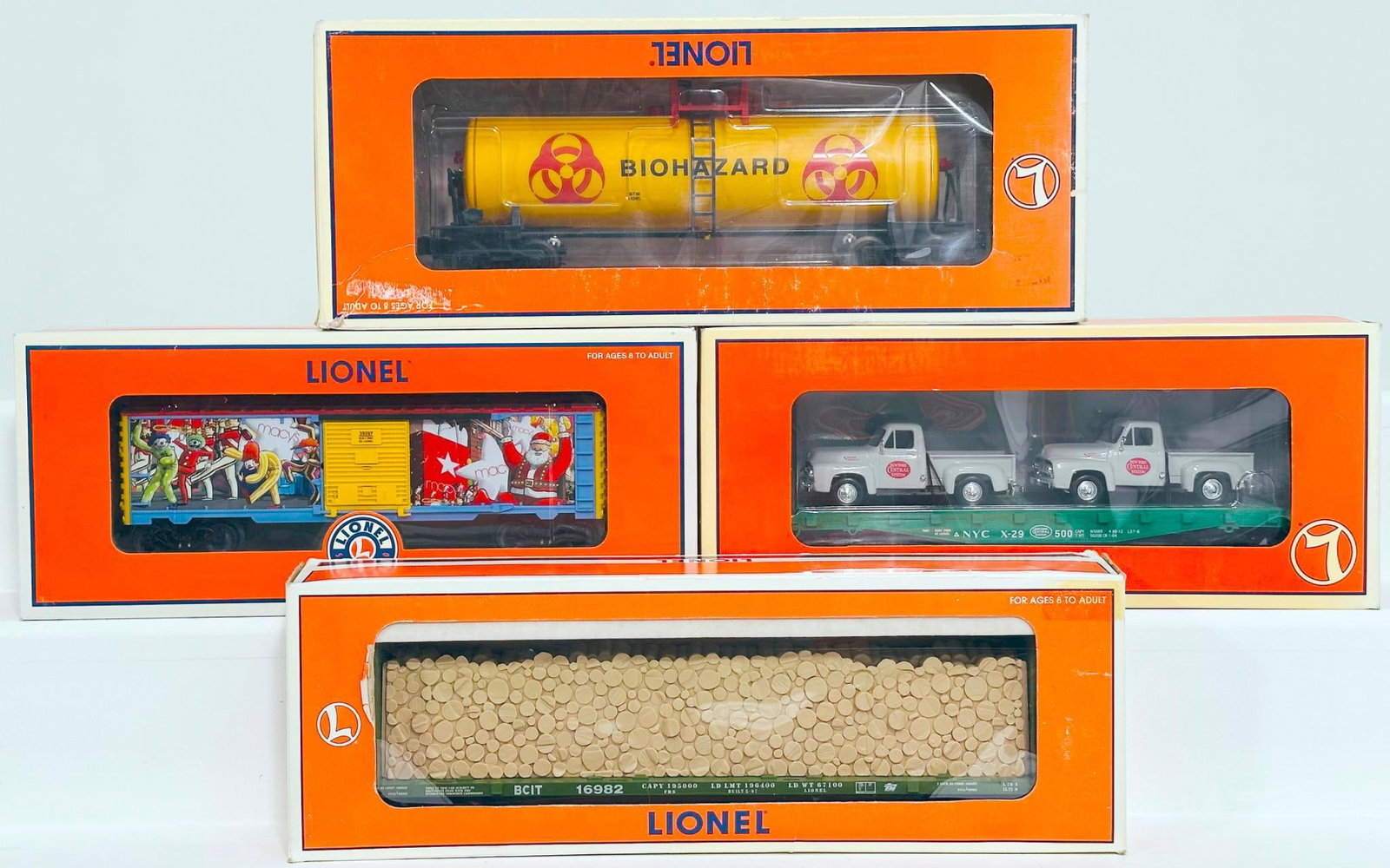Lionel Modern O Gauge Macy's Box Car 2007/NYC Flat Car with 2 pickups/1923 BC Rail Bulkhead Flat Car (1 of 5)