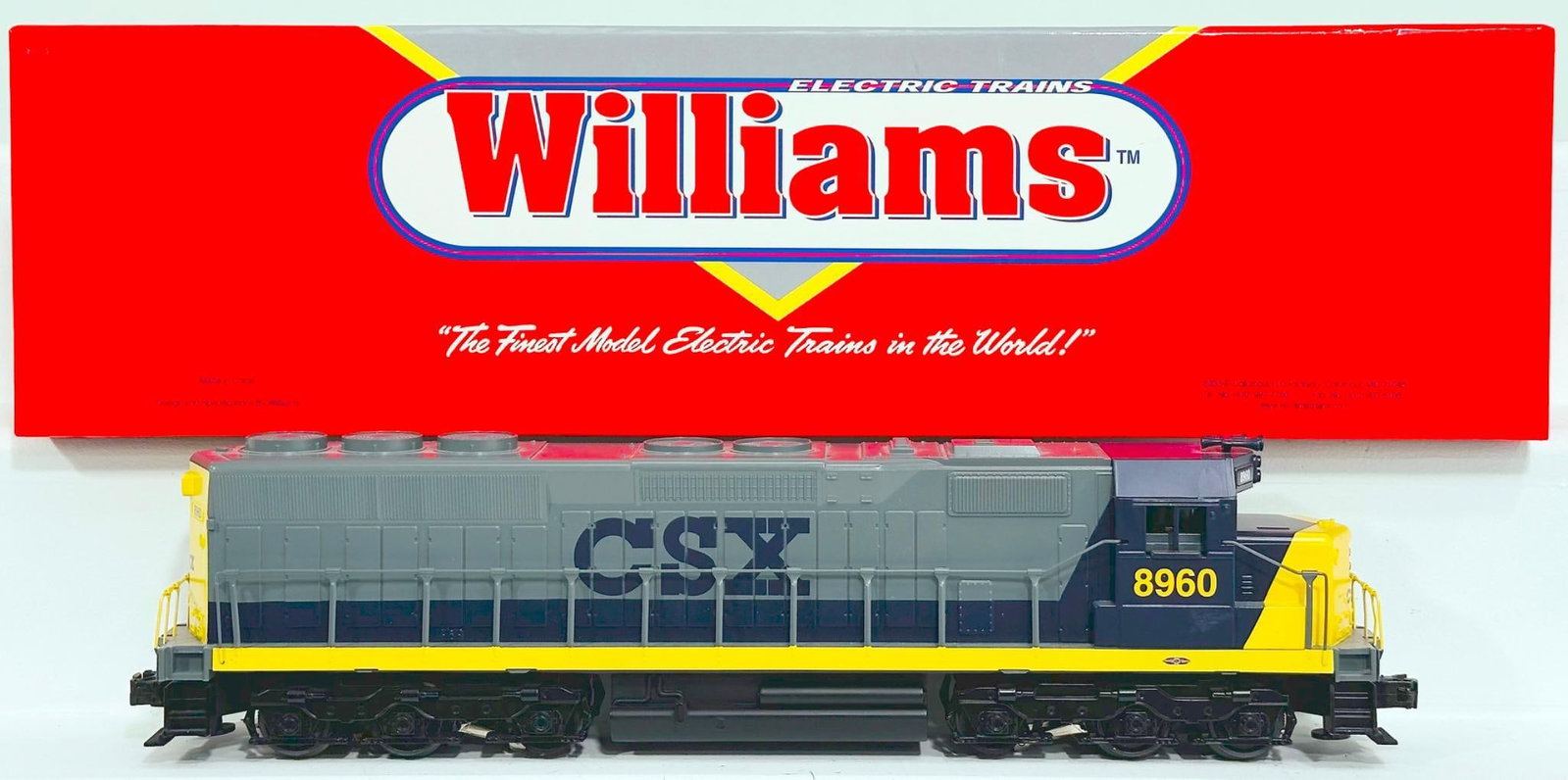 Williams Modern O Gauge CSX SD 45 Diesel Switcher Boxed: Williams Modern O Gauge CSX SD 45 Diesel Switcher Boxed, in C9 and with its original box.