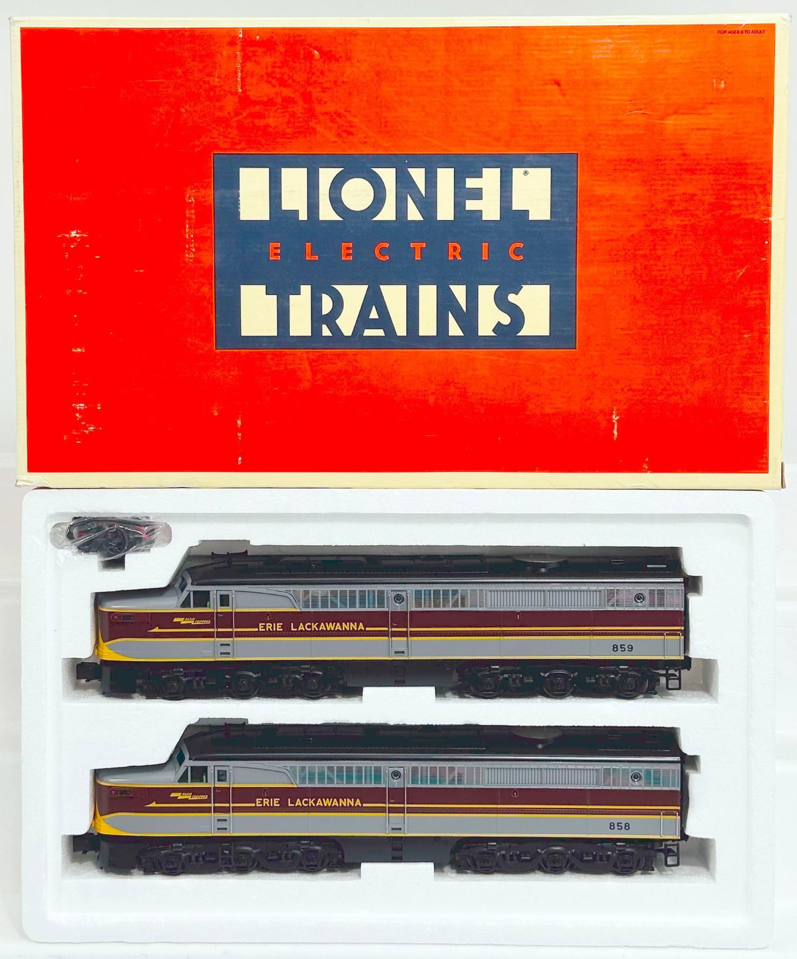 Lionel Modern O Gauge Erie Lackawanna PA - 1 A - A Diesel Set Boxed (1 of 4)