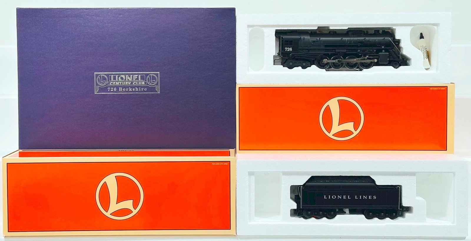 Lionel Modern O Gauge Century Club 726 Berkshire Replica Locomotive and Tender Boxed (1 of 4)