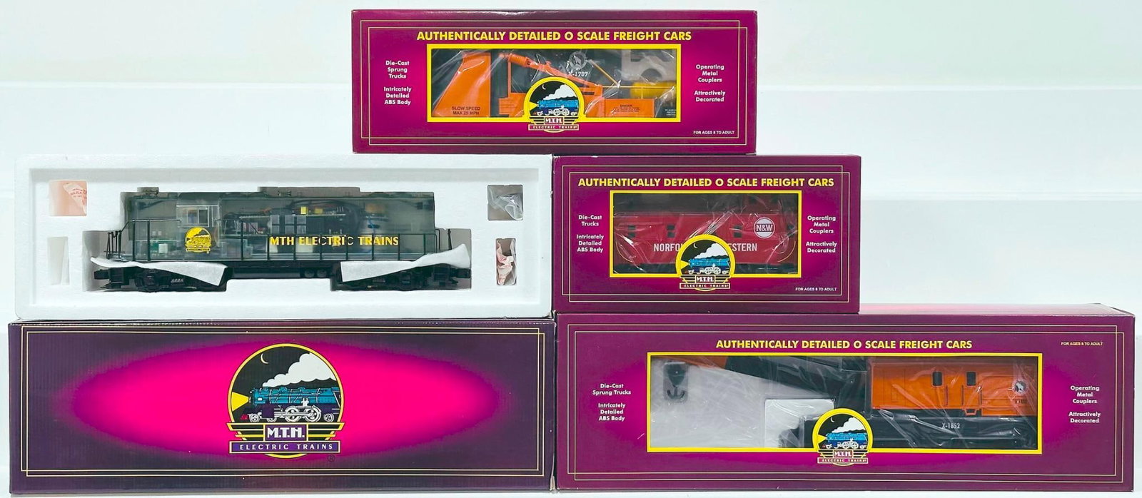 MTH Modern O Gauge Clear Body EMD GP-9 Diesel Switcher with PS 1.0 Boxed/Norfolk & Western Caboose (1 of 5)