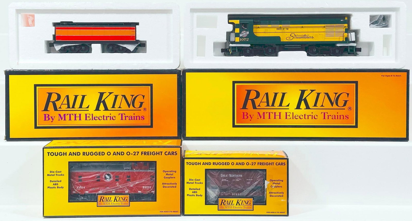 MTH Rail King Modern O Gauge Chicago Northwestern FM H10-24 Diesel Switcher with PS 2.0 Boxed (1 of 5)