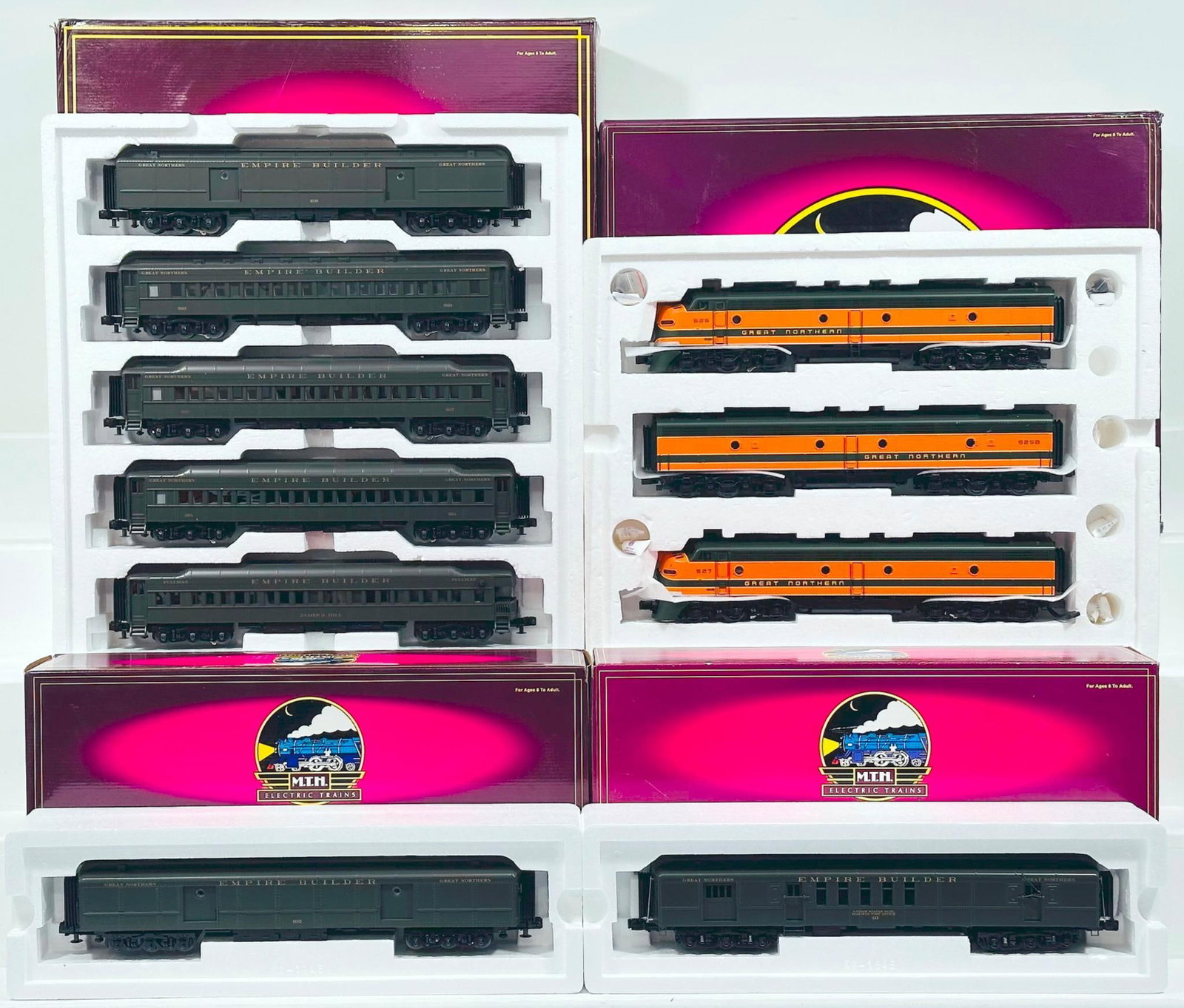 MTH Modern O Gauge Great Northern E-8 A-B-A Diesel Engine Set with PS 2.0 Boxed/Great Northern 5 Car (1 of 6)