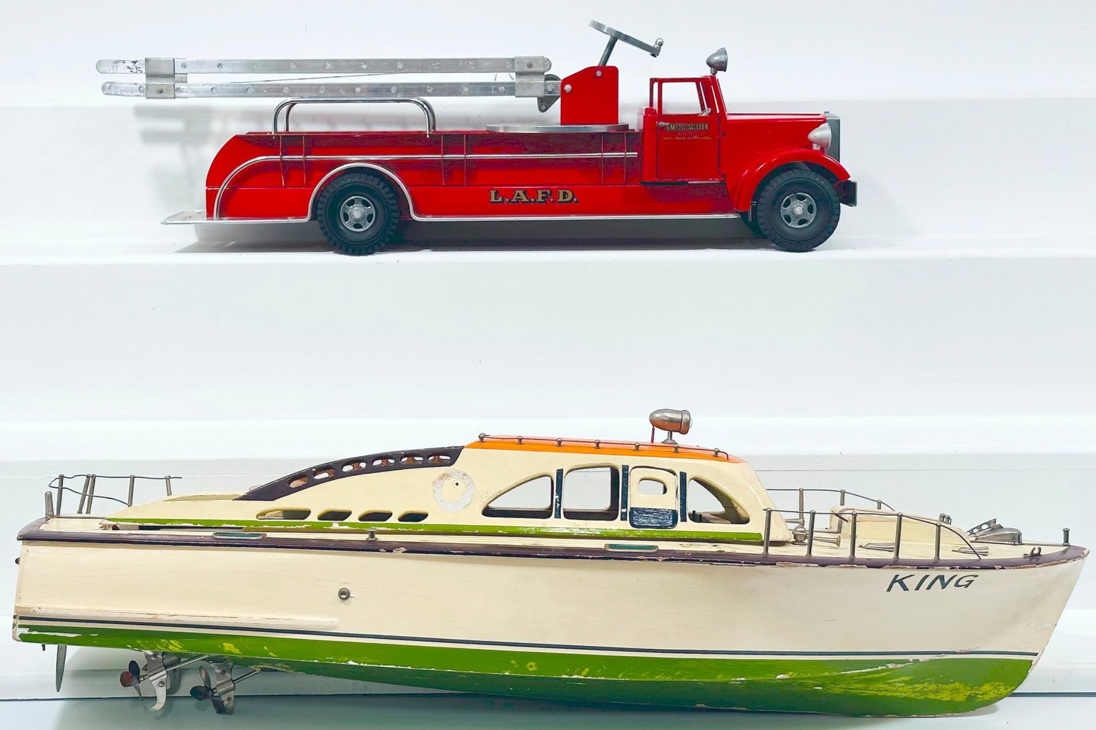 Smith - Miller Postwar Firetruck and Unknown Manufacturer Wood Cabin Cruiser (1 of 7)