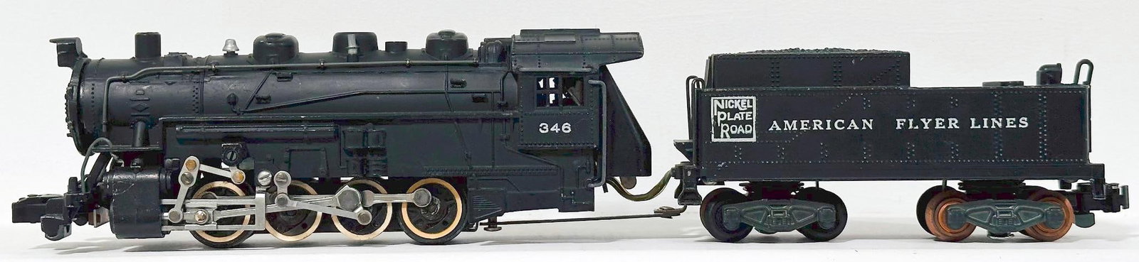 American Flyer Postwar S Gauge 346 Nickel Plate Road Locomotive and Tender (1 of 6)