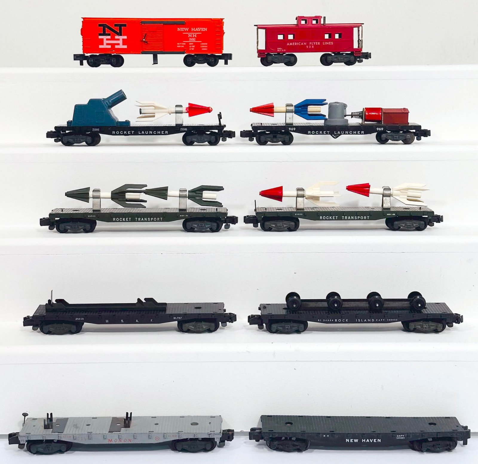 American Flyer Postwar S Gauge Ten (10) Assorted Freight Cars (1 of 6)