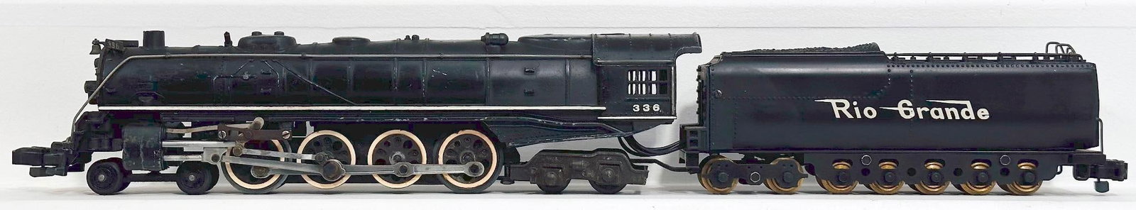 American Flyer Postwar S Gauge 336 Rio Grande Locomotive and Tender (1 of 6)