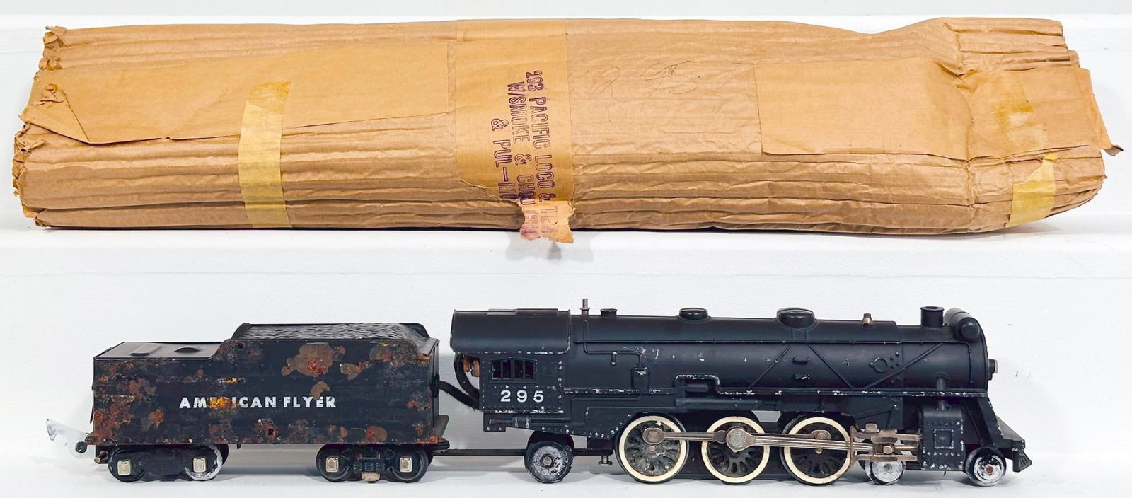 American Flyer Postwar S Gauge 295 Locomotive and Tender (1 of 7)