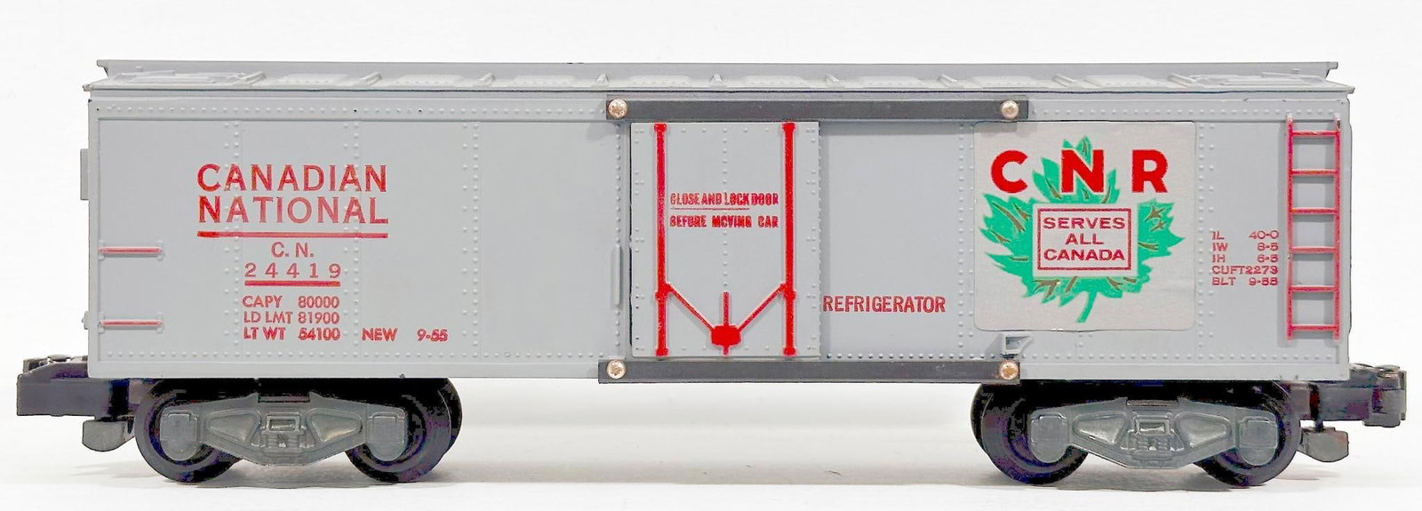 American Flyer Postwar S Gauge 24419 Canadian National Reefer Scarce: American Flyer Postwar S Gauge 24419 Canadian National Reefer Scarce, in C7 to C7 plus. ?
