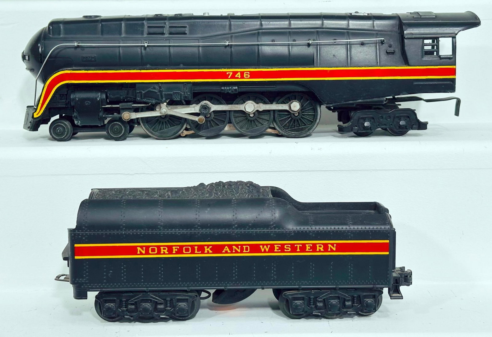 Lionel Postwar O Gauge 746 Long Stripe Norfolk and Western Locomotive and Tender: Lionel Postwar O Gauge 746 Long Stripe Norfolk and Western Locomotive and Tender, repainted to appear C7 minus to C7.