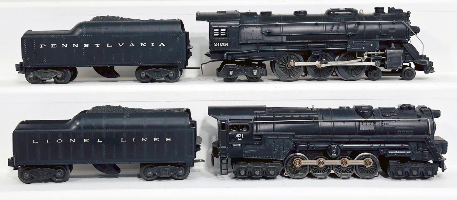 Lionel Postwar O Gauge 671 RR Locomotive and Tender and 2056 Locomotive and Tender (1 of 6)