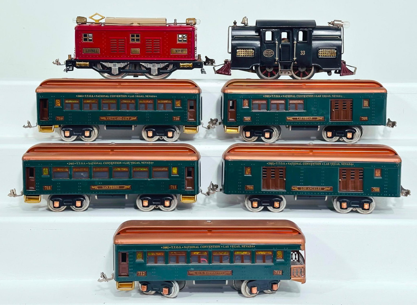 Lionel Prewar and Modern Standard Gauge Five Assorted Passenger Cars from 2002 TTOS National Conv.: Lionel Prewar and Modern Standard Gauge Five (5) Assorted Passenger Cars from 2002 TTOS National Convention Las Vegas and 33 Electric Locomotive and 8 Electric Locomotive, each repainted to appear C7.