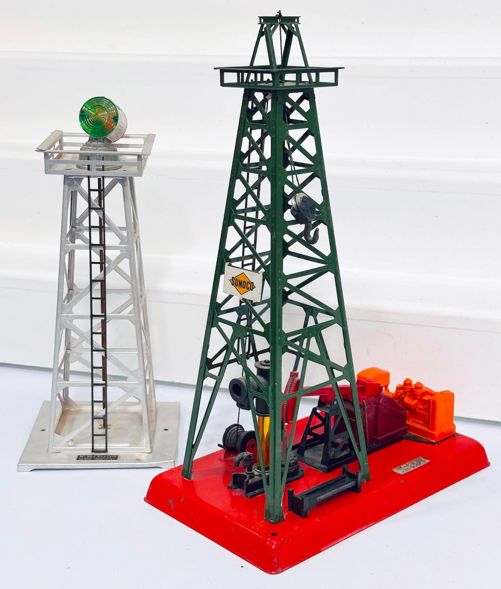 Lionel Postwar O Gauge Assorted Accessories - 2