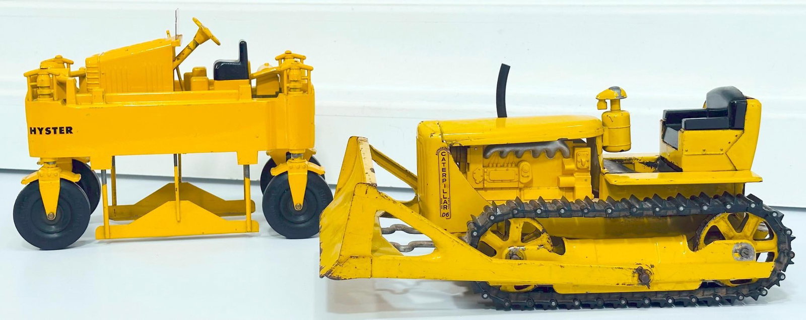 Modern Toys Hyster Bulldozer and Construction Equipment: Modern Toys Hyster Bulldozer and Construction Equipment, in C6 plus or better.