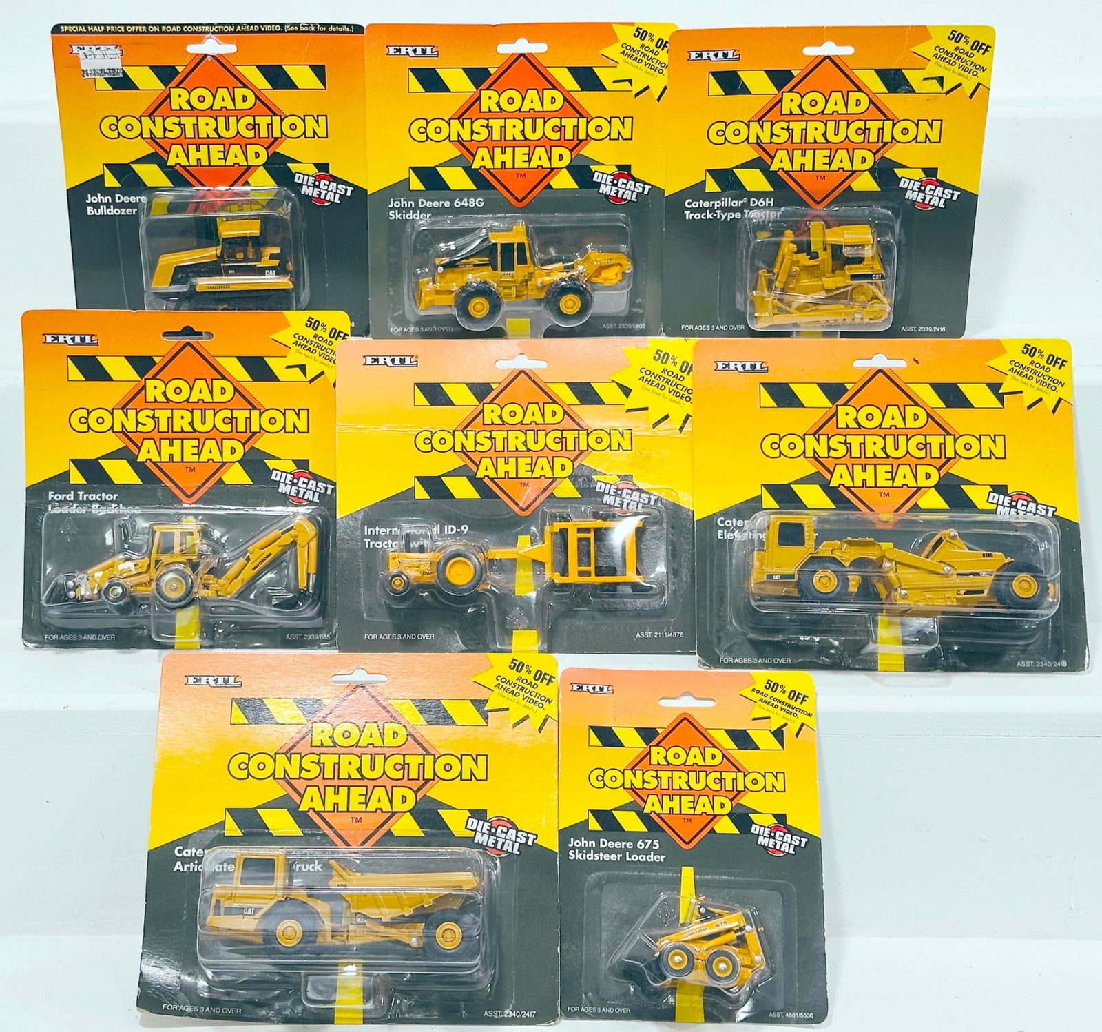 Ertl Modern Eight (8) Assorted Construction Equipment Blister Paks (1 of 10)