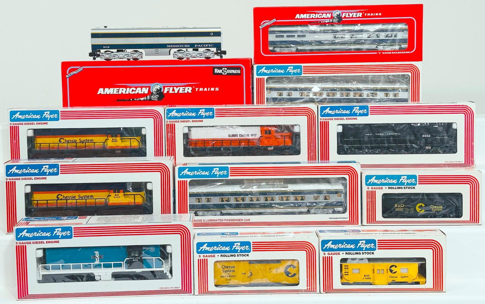 American Flyer Lionel Modern S Gauge Boston and Maine GP - 7 Diesel Switcher and Assorted Passenger (1 of 7)