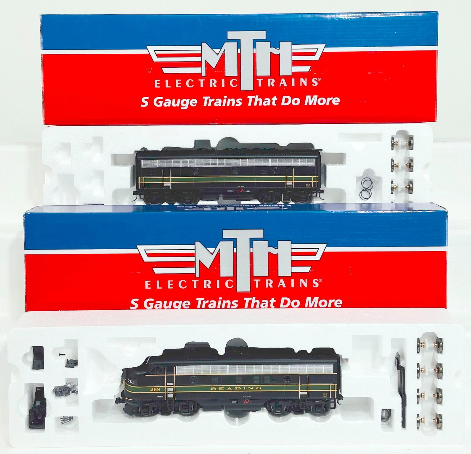 MTH Modern S Gauge Reading F7 Diesel A Unit with PS 3.0 and Reading F7 B - Unit Diesel with PS 3.0 (1 of 8)