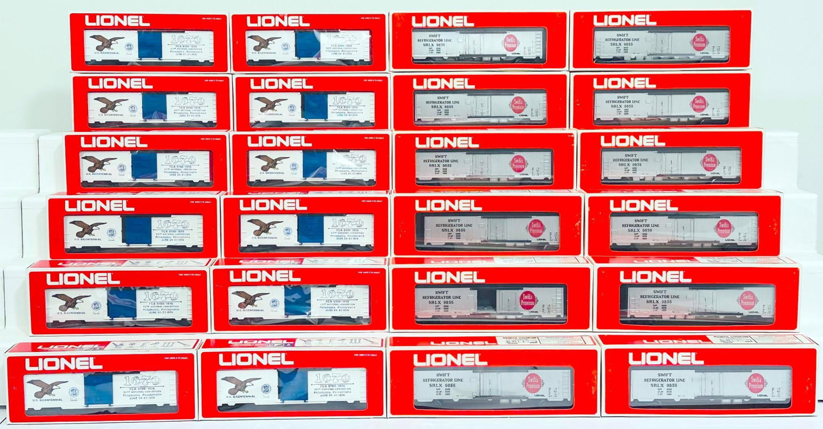 Lionel Modern O Gauge TCA Convention Car 1976 X12 Boxed and Swift’s & Co. Reefer Car X12 Boxed: Lionel Modern O Gauge TCA Convention Car 1976 X12 Boxed and Swift’s & Co. Reefer Car X12 Boxed, each in C9 and each with its original box.