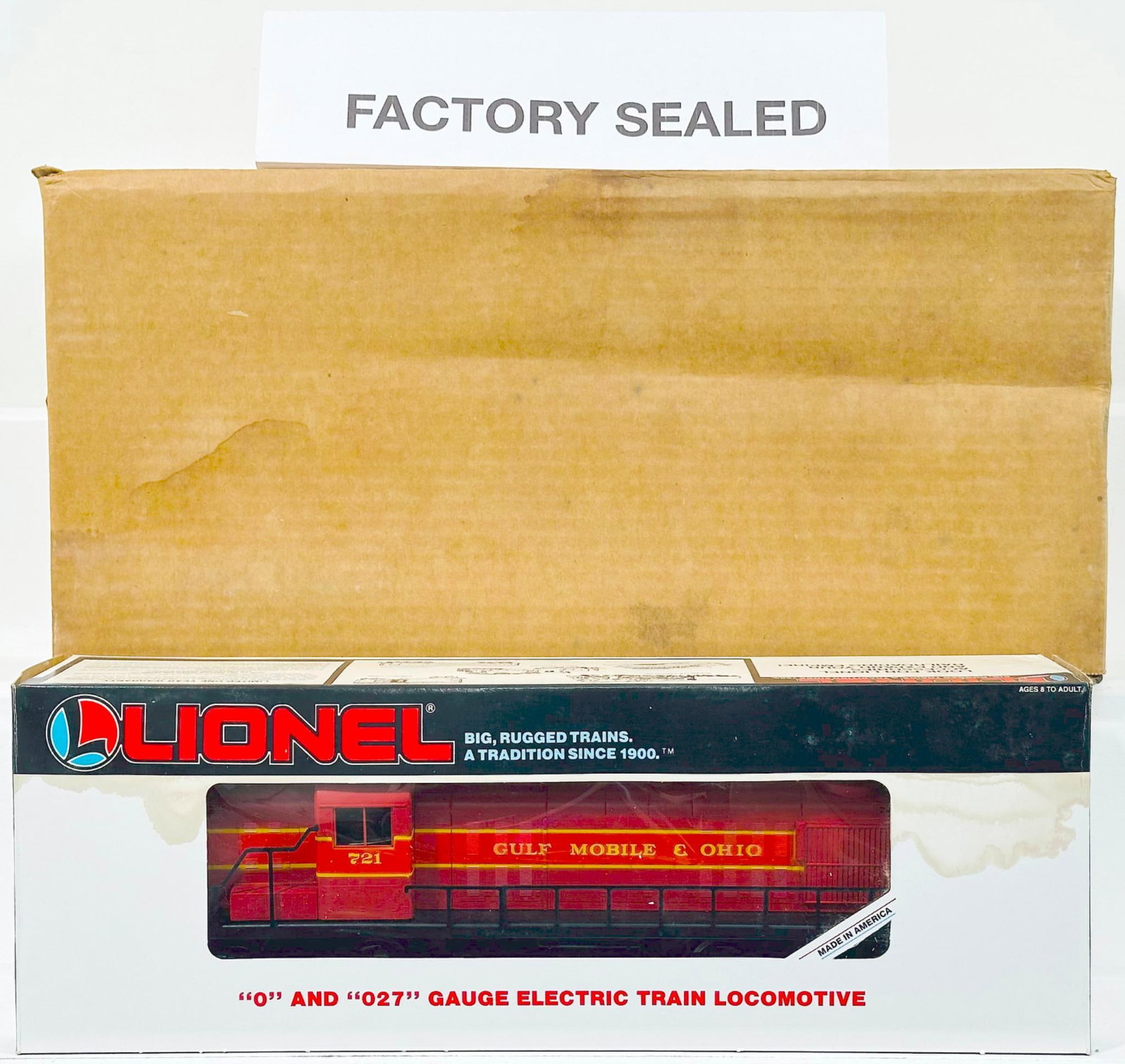 Lionel Modern O Gauge Gulf Mobile and Ohio RS - 3 Diesel Engine Boxed with Plexiglass Showcase (1 of 5)