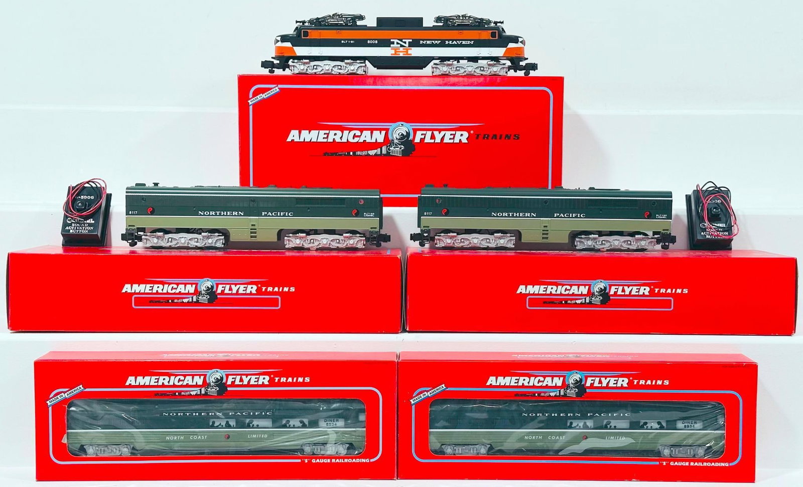 American Flyer Lionel Modern S Gauge New Haven EP-5 Electric Locomotive/Northern Pacific PB-1 (1 of 10)