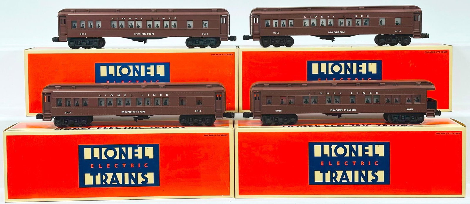 Lionel Modern O Gauge Four (4) Assorted Lionel Lines Madison Cars (1 of 8)
