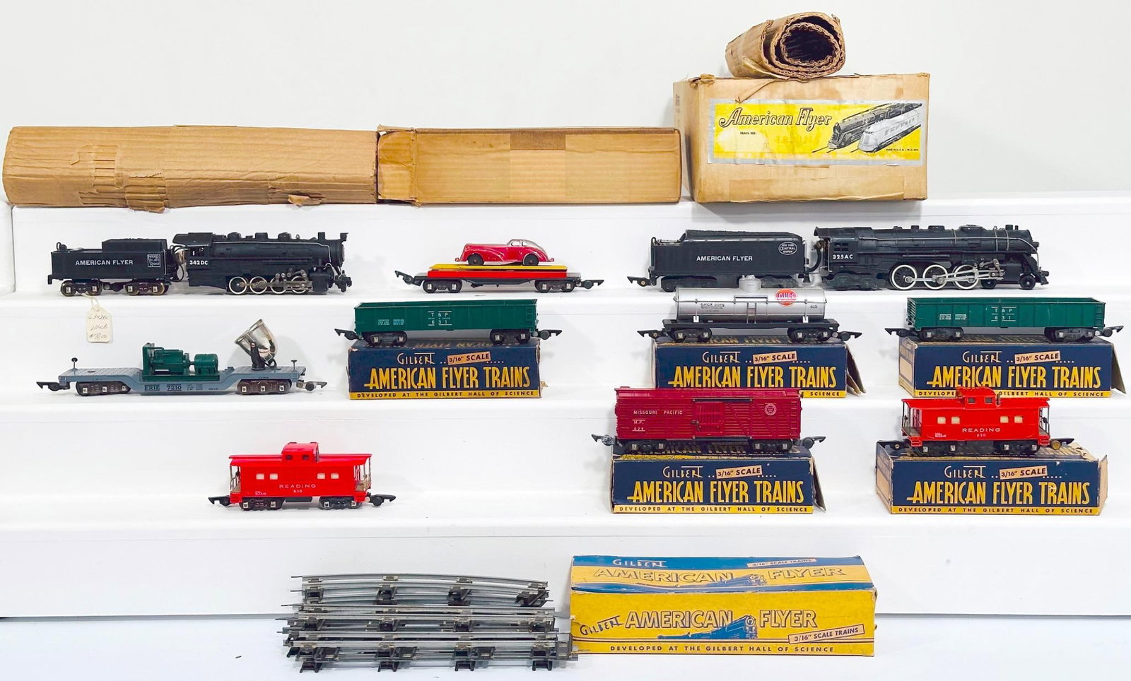 American Flyer Postwar S Gauge Outfit No. 5106 - WT and Outfit No. 2800 Game Train Sets Boxed (1 of 13)