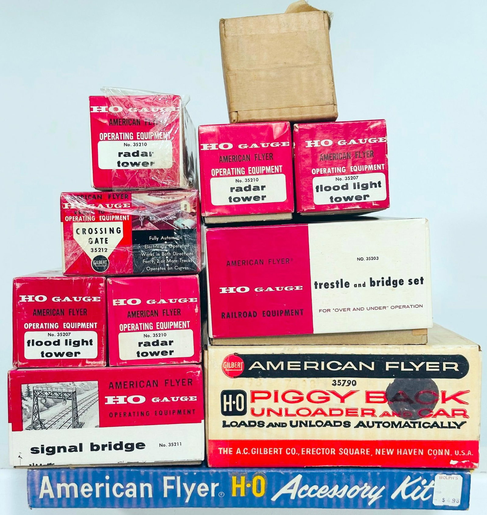 American Flyer Postwar HO Scale Assorted Accessories Boxed - 10