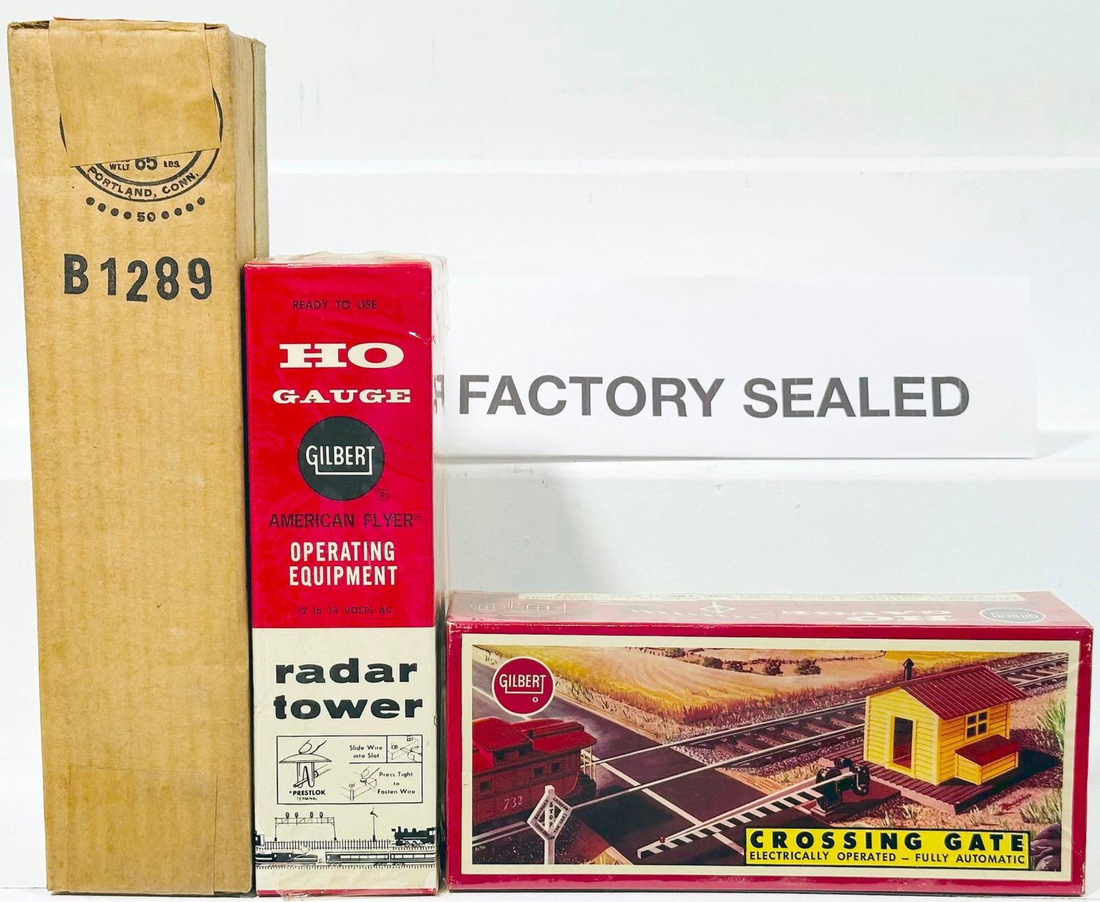 American Flyer Postwar HO Scale Assorted Accessories Boxed - 3