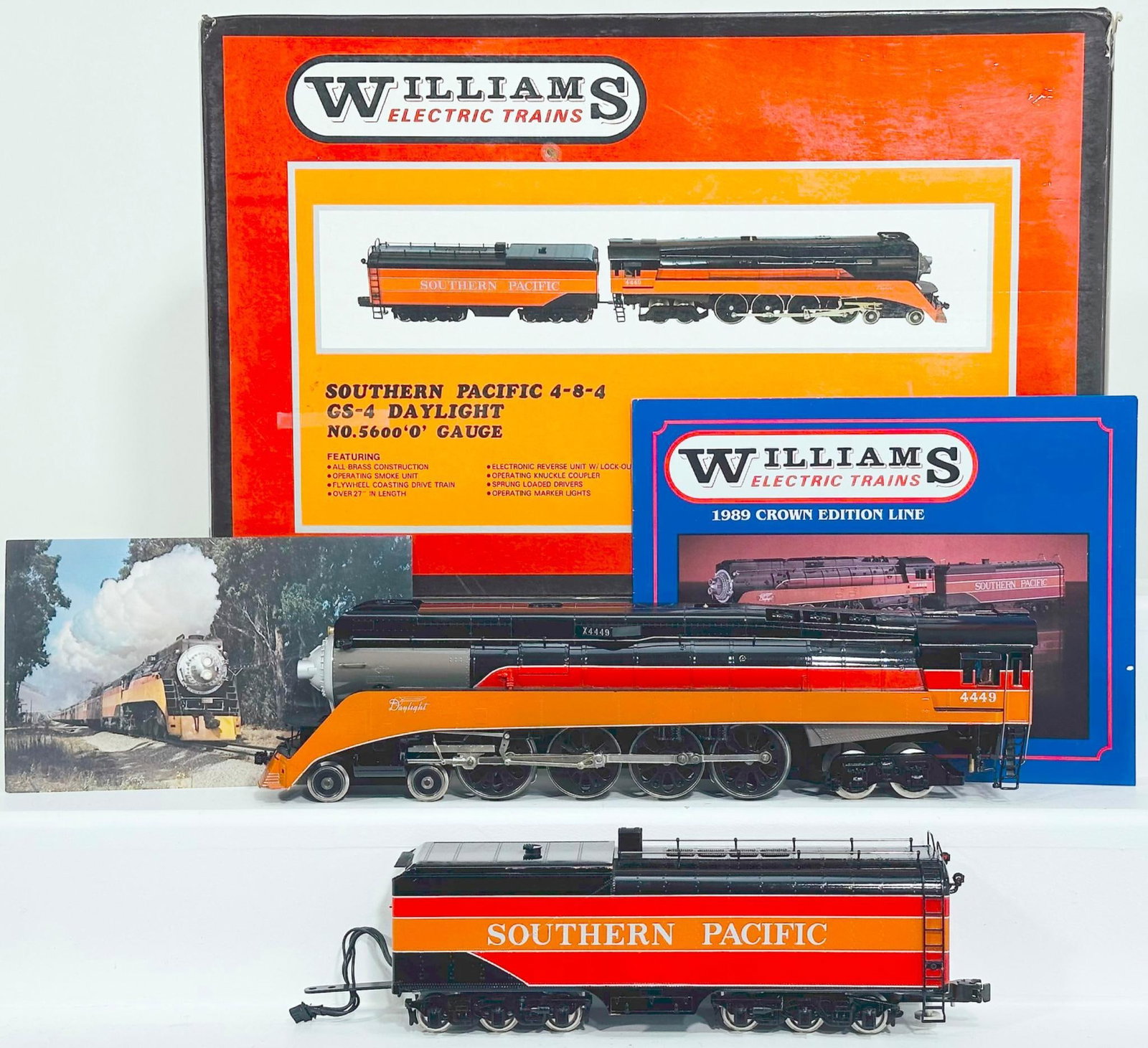 Williams Modern O Gauge Southern Pacific GS - 4 Daylight Locomotive and Tender Boxed: Williams Modern O Gauge Southern Pacific GS - 4 Daylight Locomotive and Tender Boxed, in C7 plus or better and with its original box.