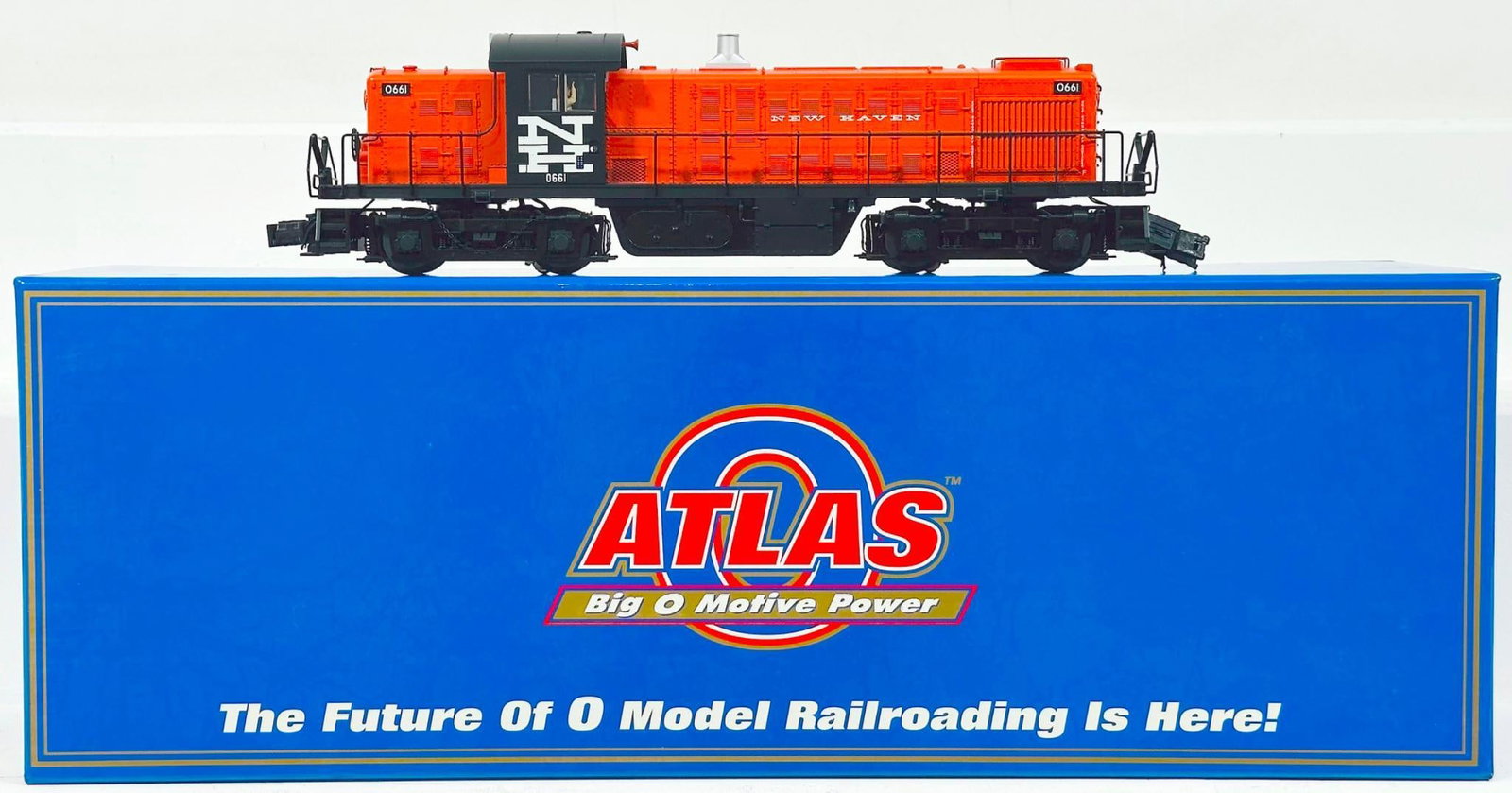 Atlas Modern O Gauge New Haven Alco RS - 1 Diesel Switcher Locomotive: Atlas Modern O Gauge New Haven Alco RS - 1 Diesel Switcher Locomotive, in C7 plus or better and with its original box.