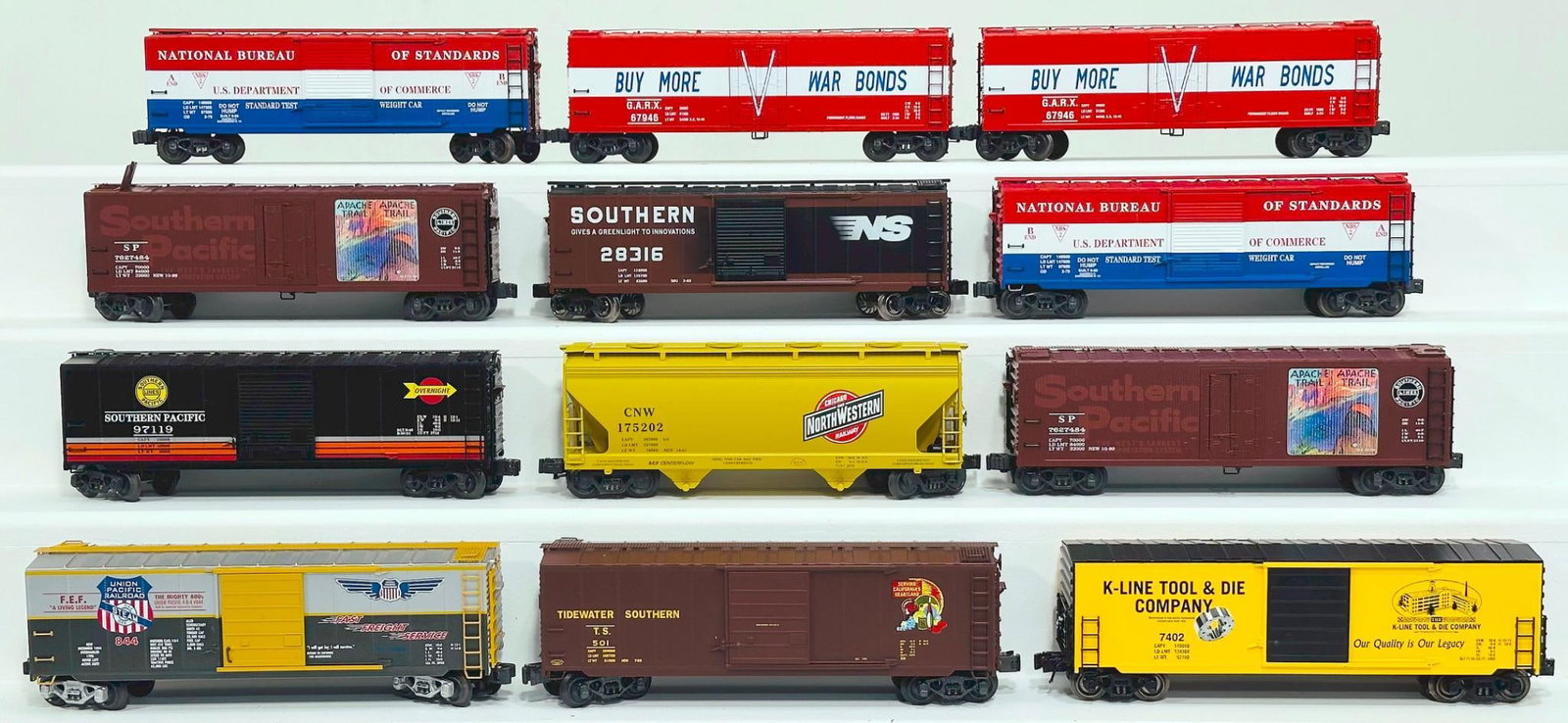 K-Line Modern O Gauge Twelve (12) Assorted Freight Cars (1 of 8)