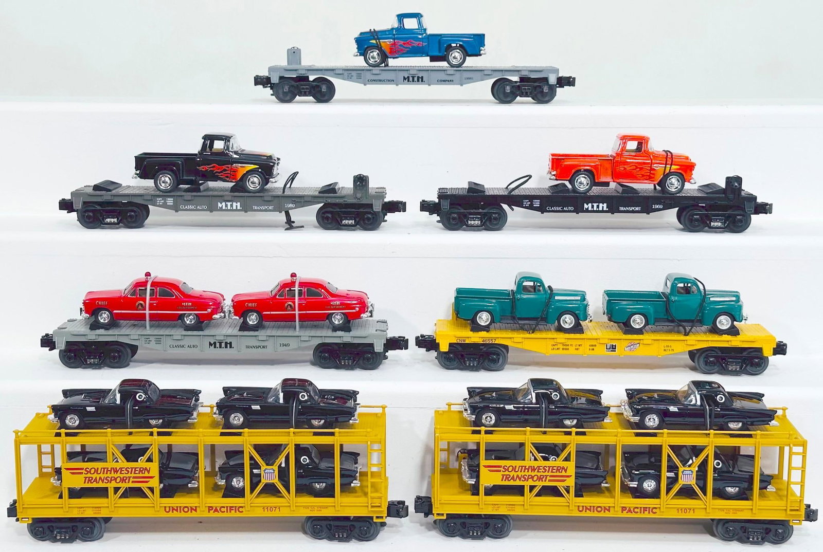 MTH Modern O Gauge Seven (7) Assorted Freight Cars with loads (1 of 6)