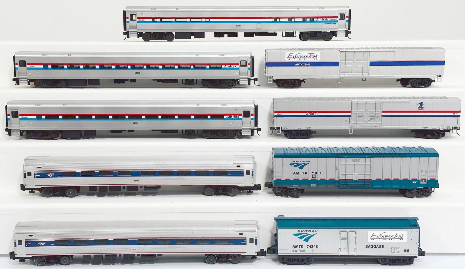 Lionel Modern O Gauge Amtrak Passenger Train (1 of 8)