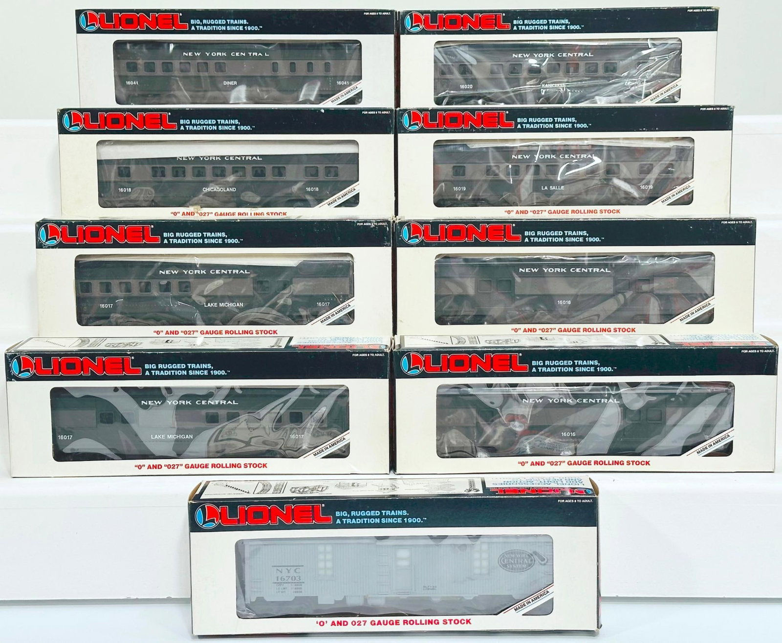 Lionel Modern O Gauge Nine (9) Assorted New York Central Passenger and Box Cars Boxed: Lionel Modern O Gauge Nine (9) Assorted New York Central Passenger and Box Cars Boxed, including New York Central Combo Car X2, New York Central Baggage Car X2, New York Central Dining Car, New York C