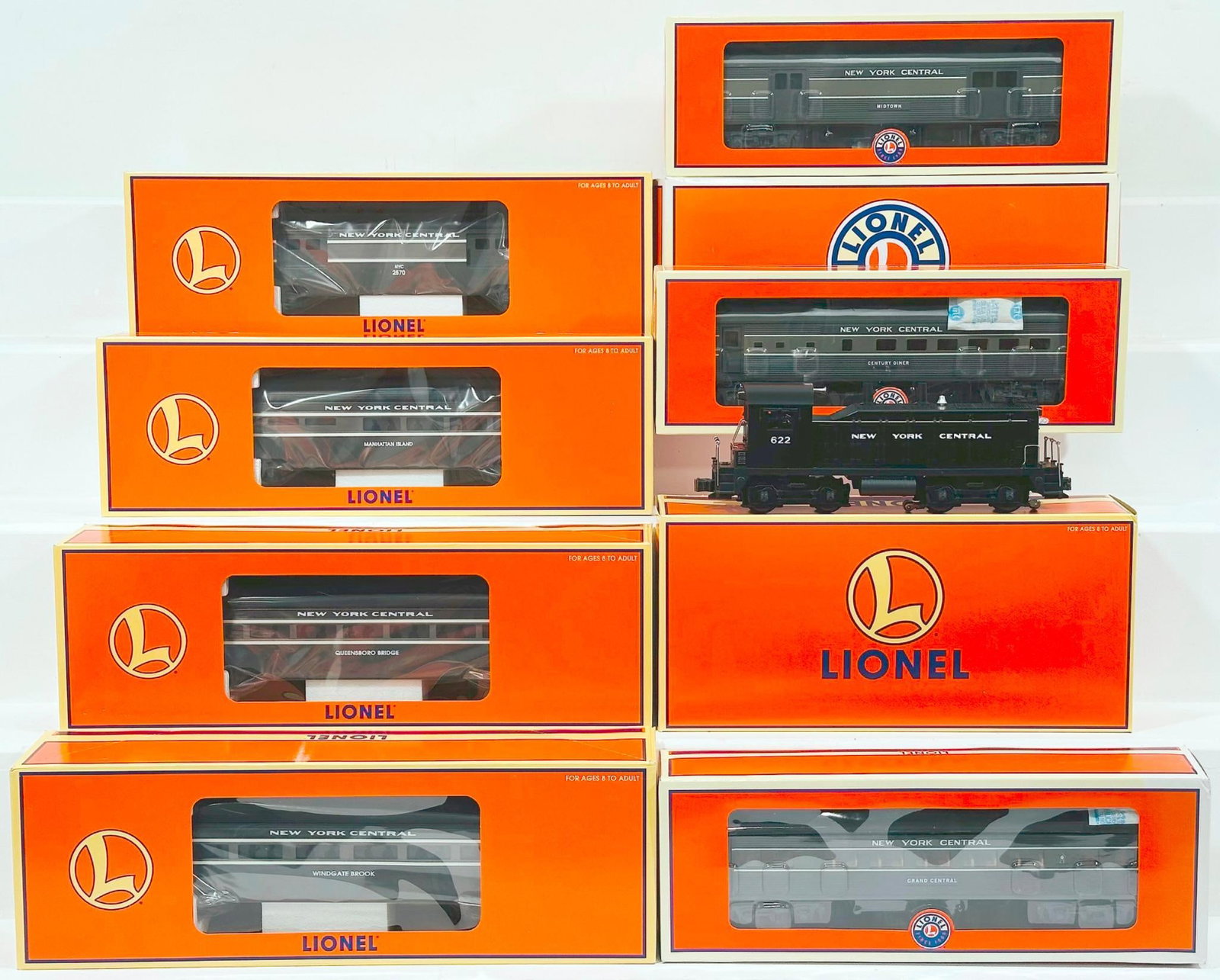 Lionel Modern O Gauge Seven (7) Assorted New York Central Passenger Cars and NYC NW2 Switcher Boxed (1 of 11)