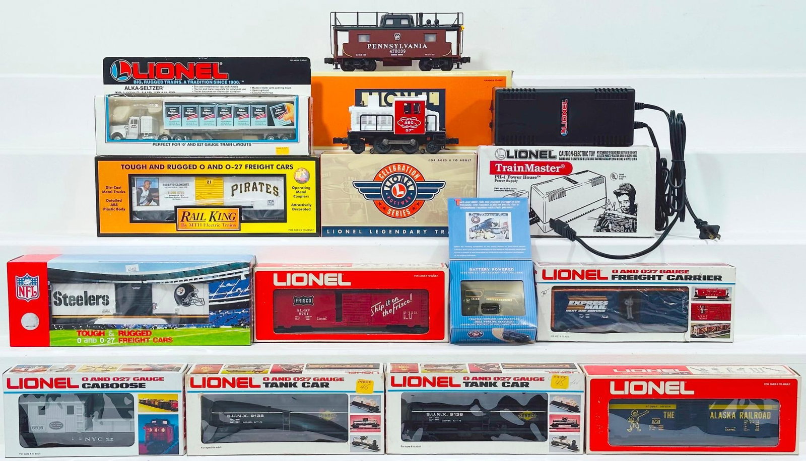 Lionel Modern O Gauge Seven (7) Assorted Freight Cars Boxed (1 of 15)