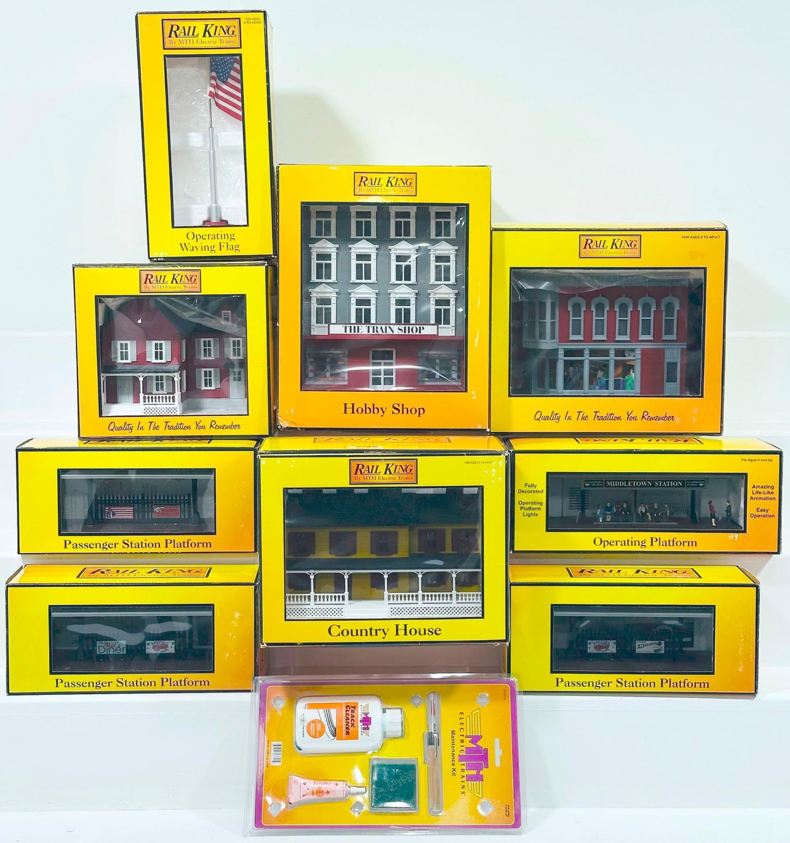 MTH Modern Rail King Ten (10) Assorted Structures (1 of 9)