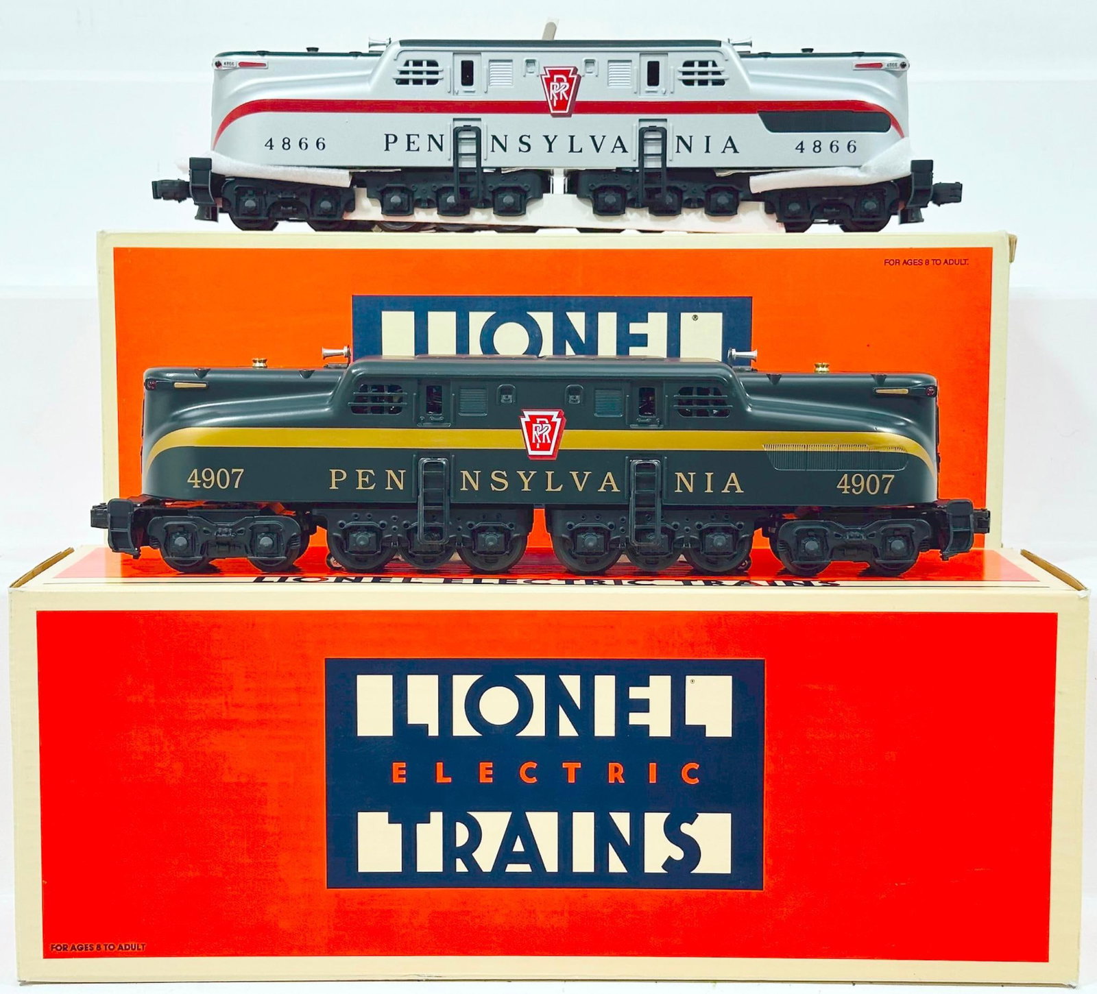 Lionel Modern O Gauge PRR GG - 1 Electric Locomotive #6 - 18308 and Pennsylvania Railroad GG - 1 (1 of 8)