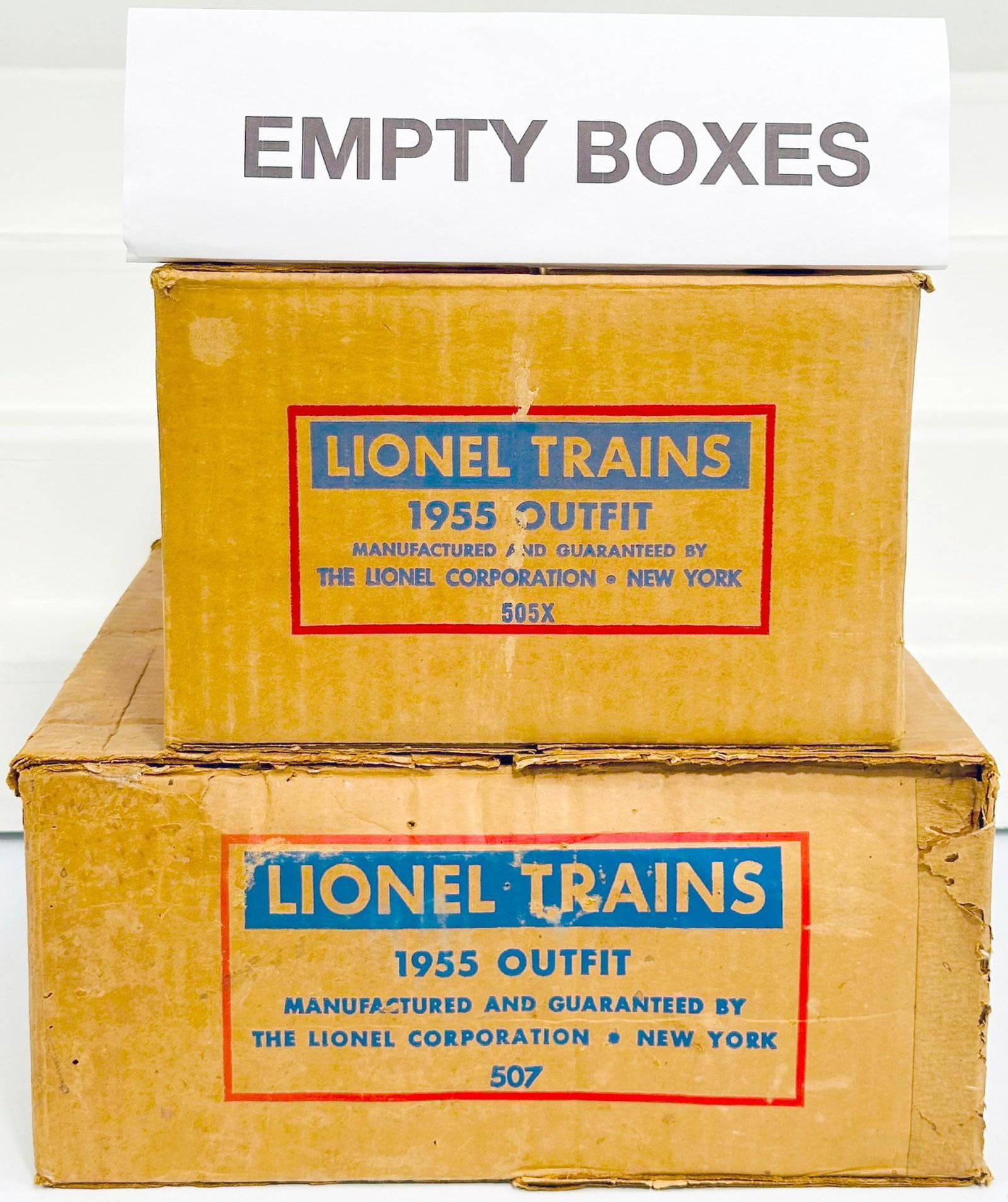Lionel Postwar O Gauge Outfit No. 507 and 505X original Set Boxes only: Lionel Postwar O Gauge Outfit No. 507 and 505X original Set Boxes only, with the 507 showing moderate to heavy wear and the 505X showing light wear. This Lot is for original Set Boxes only and no toy 
