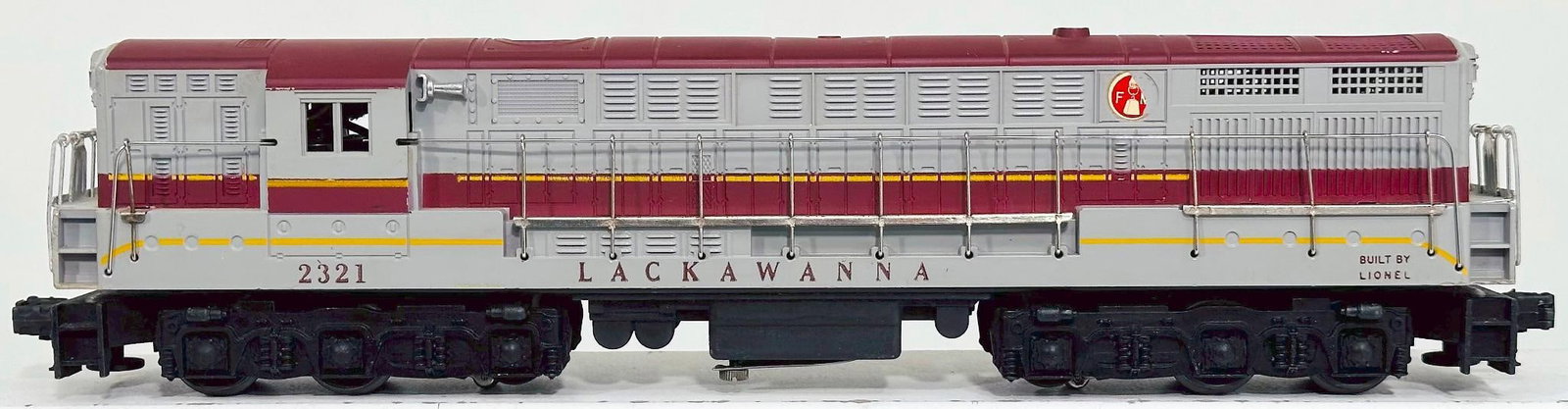 Lionel Postwar O Gauge 2321 Maroon Top Lackawanna FM Trainmaster (1 of 6)