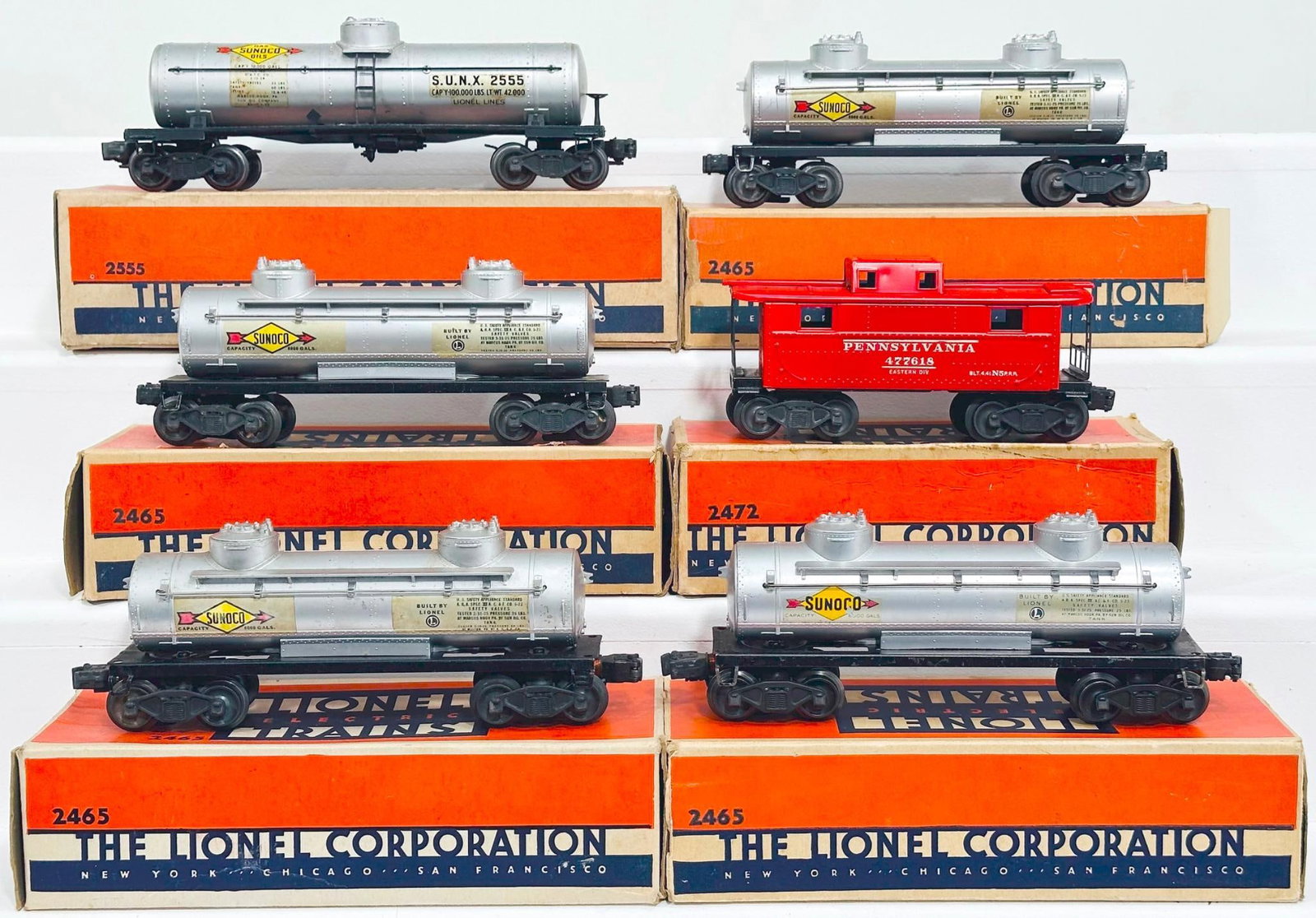 Lionel Postwar O Gauge Six (6) Assorted Freight Cars (1 of 8)