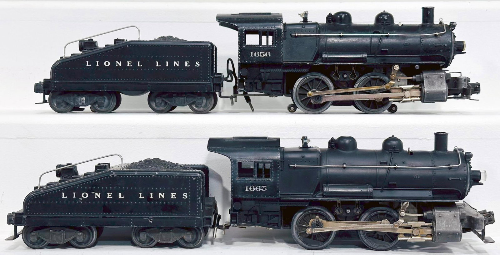 Lionel Postwar O Gauge 1665 Switcher and 1656 Switcher: Lionel Postwar O Gauge 1665 Switcher and 1656 Switcher, each in C7, although the Tender for the 1665 is in C6 plus.