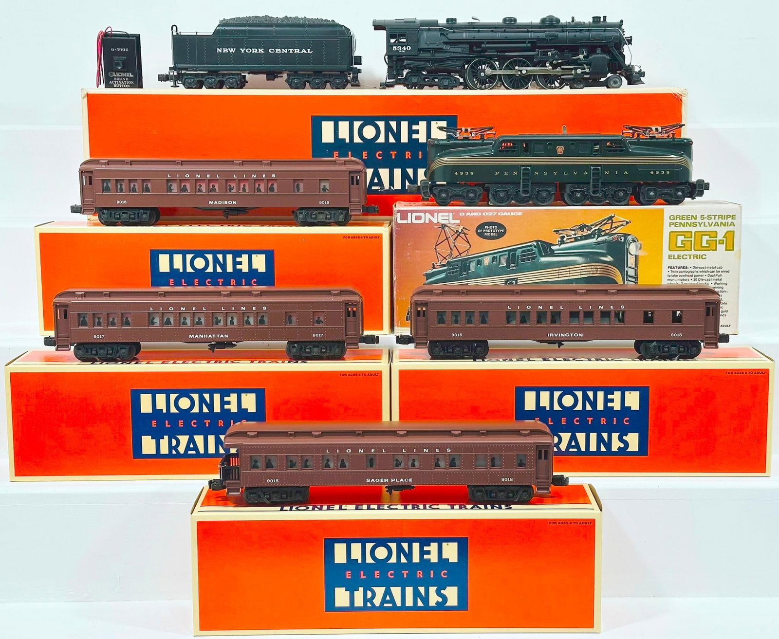 Lionel Modern O Gauge 700E 4-6-4 Hudson Locomotive and Tender/4 Lionel Lines Madison Cars/Penn. GG1 (1 of 9)