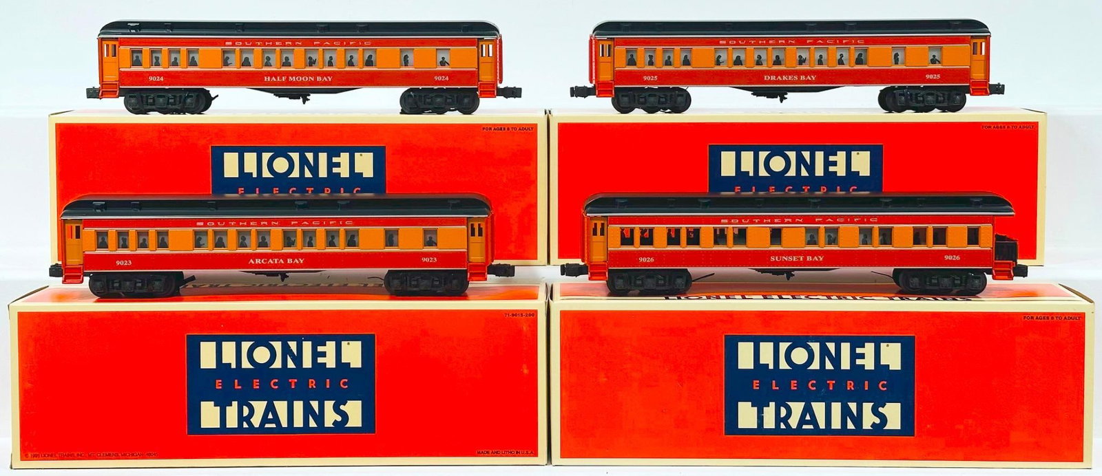 Lionel Modern O Gauge Four (4) Assorted Southern Pacific Madison Cars Boxed: Lionel Modern O Gauge Four (4) Assorted Southern Pacific Madison Cars Boxed, including SP Drakes Bay Passenger Car, SP Half-Moon Bay Passenger Car, SP Arcata Bay Passenger Car and SP Sunset Bay