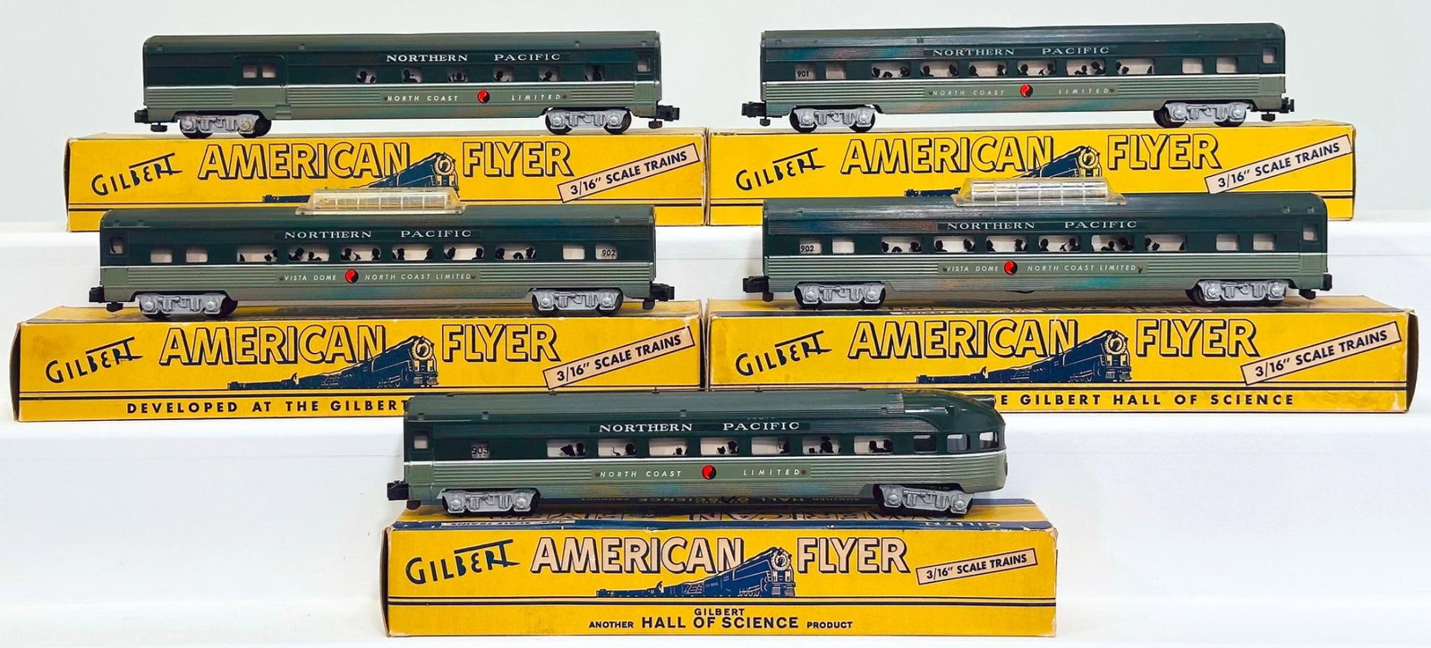 American Flyer Postwar S Gauge Five (5) Assorted Northern Pacific Passenger Cars Boxed: American Flyer Postwar S Gauge Five (5) Assorted Northern Pacific Passenger Cars Boxed, including 903, 902, 902, 901 and 900 Combine Car, each in C7 to C7 plus and each with its original box.