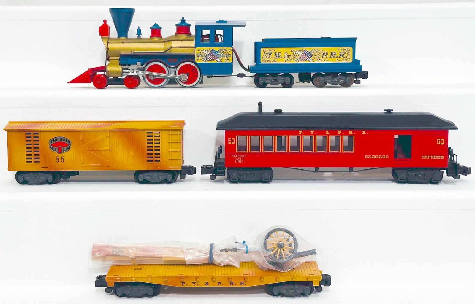 American Flyer Postwar S Gauge 21089 Washington Old Time 4-4-0 Locomotive and Tender: American Flyer Postwar S Gauge 21089 Washington Old Time 4 - 4 - 0 blue and gold Locomotive and Tender with 24750 Old-Time Combine Car, 24565 Flat Car with canon and side walls and 24055 Ammo Car, eac