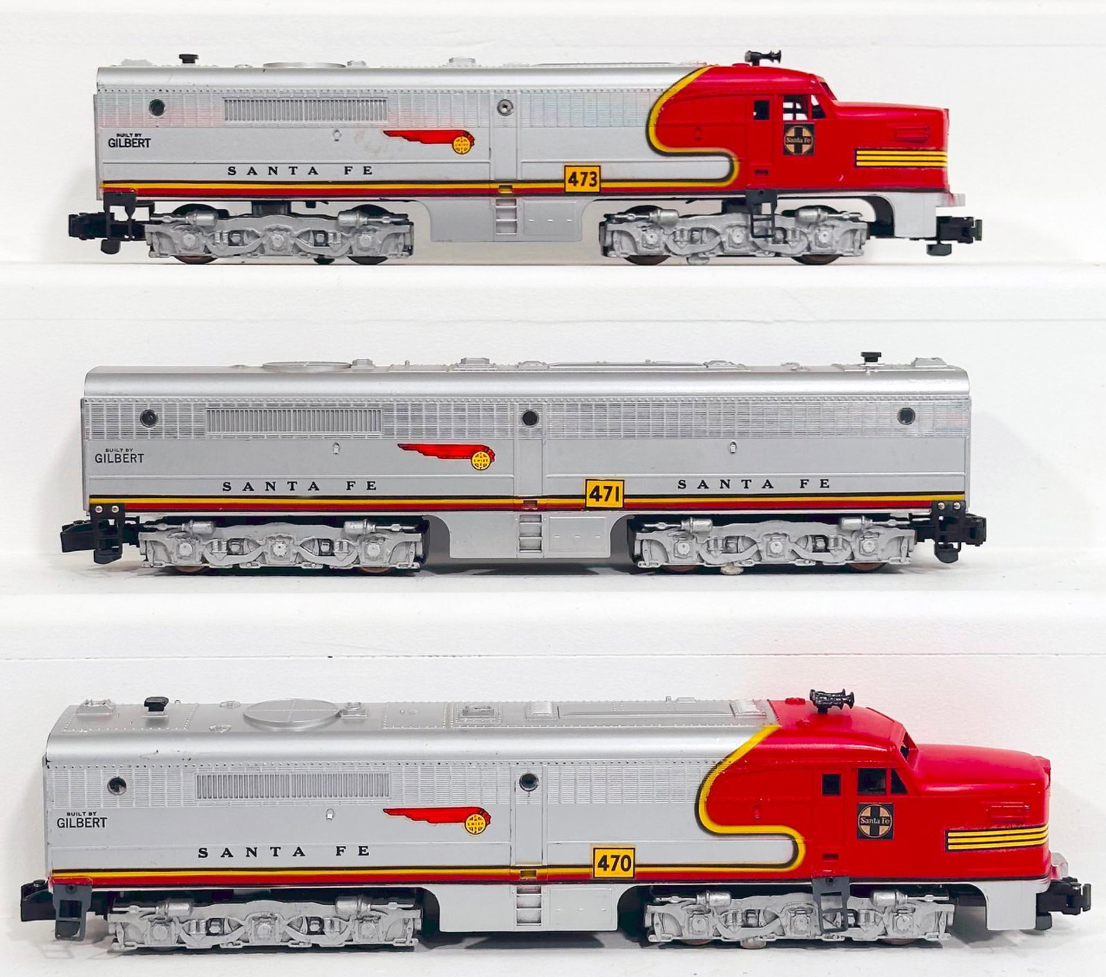 American Flyer Postwar S Gauge 470 - 471 - 473 Santa Fe Red and Silver A - B - A Alco Diesel Units (1 of 6)
