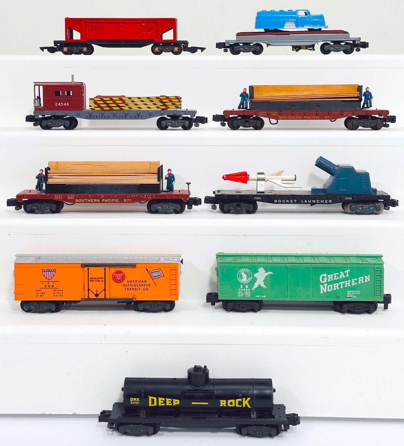 American Flyer Postwar S Gauge Nine (9) Assorted Freight Cars (1 of 6)
